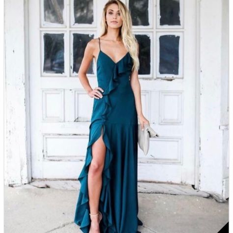 Green Long Even Dress New With Tag Dark Teal Dresses Formal, Dark Teal Dress Outfit, Deep Teal Bridesmaid Dresses, Dark Turquoise Dress, Teal Dress Outfit, Teal Long Dress, Teal Dress For Wedding, Dark Teal Bridesmaid Dresses, Teal Satin Dress