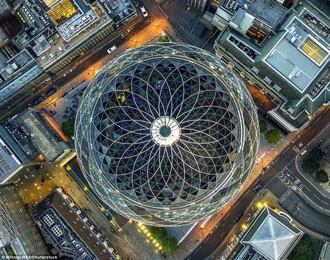 London landmarks pictured from above in stunning images Gherkin London, Dubai Beach, Amazing Places On Earth, Norman Foster, London Landmarks, Aerial Photograph, Architecture Poster, London Calling, London Town