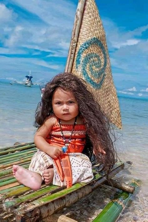 Moana Birthday Party Theme, Moana Dress, Baby Moana, Baby Couture, Baby Halloween Costumes, My Future, Baby Costumes, Baby Photoshoot, Baby Decor