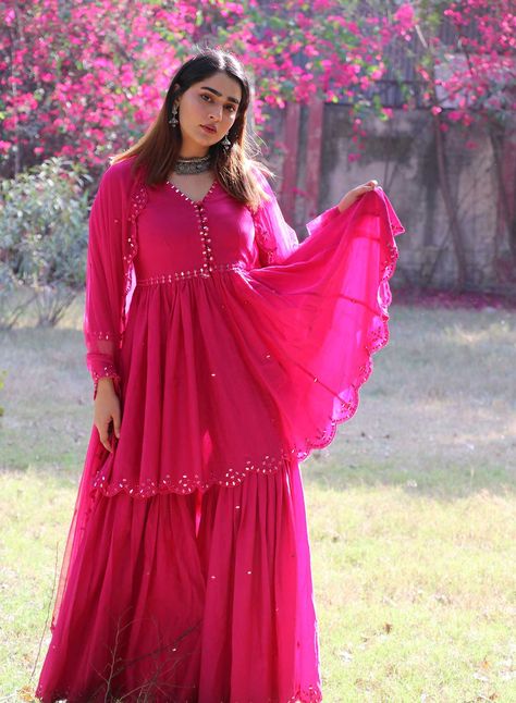 Sharara Dress With Shrug, Pink Plazo With Kurti, Rani Pink Contrast Colour, Short Frok Designs With Sharara, Pink Sharara Outfit, Sarara Suit Design, Pink Ethnic Outfits, Frock And Plazo, Sarara Dress Design