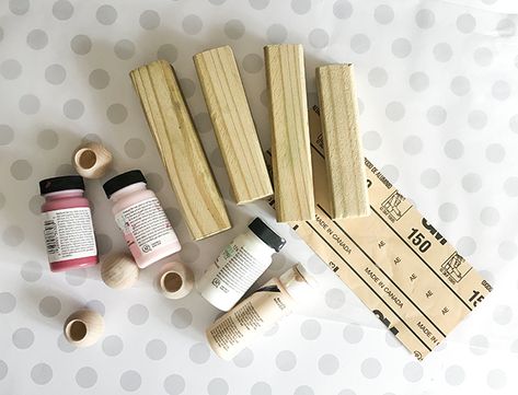 Rustic Love - DIY Craft for Valentine's or as a Present to a Couple Wood Block People Diy, How To Make Wood Block Family, Block Family Diy, Wooden People Diy, Diy Wood Family People, Wood People Diy, Diy Kids Crafts To Sell, Wood Block Family Diy, Wooden Valentine Crafts