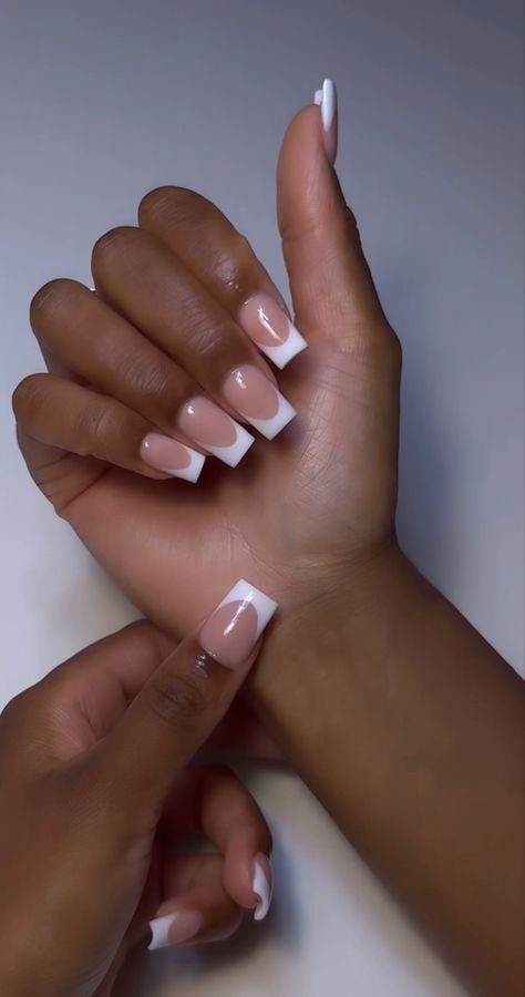 Short Nails Acrylic, N Video, Medium Nails, Graduation Nails, Colored Acrylic Nails, Summery Nails, French Tip Acrylic Nails, Simple Acrylic Nails, Work Nails