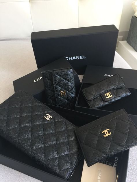 Iphone Bag, Chanel Caviar, Chanel Wallet, Handbag Outlet, Burberry Handbags, Prada Handbags, Wallet Bag, Chanel Handbags, Vuitton Handbags