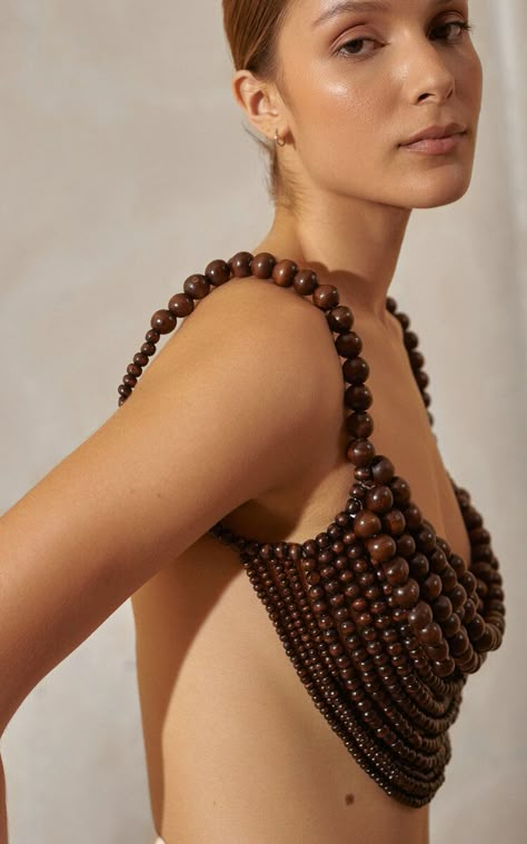 MODA OPERANDI: ANDRES OTALORA Una Por Una Handmade Beaded Bra Top… Beaded Bra, Beads Clothes, Beading Design, Historic Houses, Couture Week, Design Research, Beaded Top, Beaded Bags, Bra Top