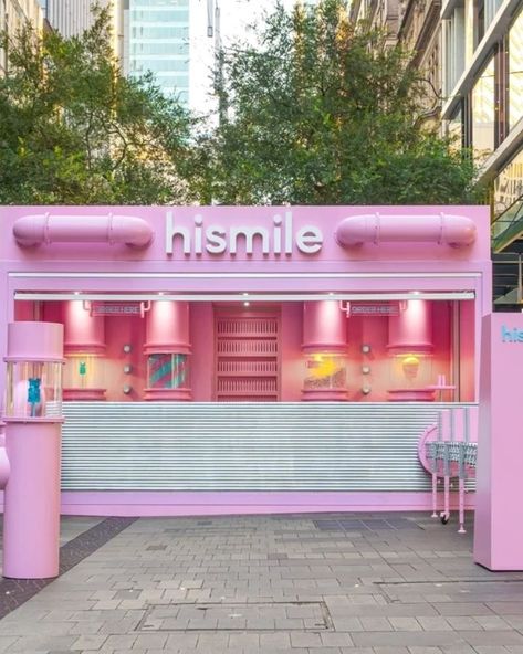 All things pink and sweet for @dot_dot_dash - HISMILE x PAULIE 🍭🍬 6m of 300mm D civil piping, over 700 acrylic bolts, spinning fairy floss, pink popcorn and a fair few toothpaste tubes. The workshops has had a fun few weeks. 📸: @studiolatessa #timbermillcustom Jelly Store, Pink Popcorn, All Things Pink, Gastro Pubs, Dash And Dot, Fairy Floss, Skin Science, Container House, Cotton Candy