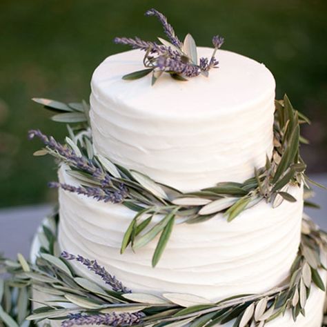 Seasonal Cakes for a Fall Wedding | Brides Wedding Cake Simple Elegant, Greenery Wedding Ideas, Vegan Wedding Cake, Wedding Cake Prices, Vegan Wedding, Wedding Cake Flavors, Buttercream Wedding Cake, Cake Pricing, Wedding Cake Rustic