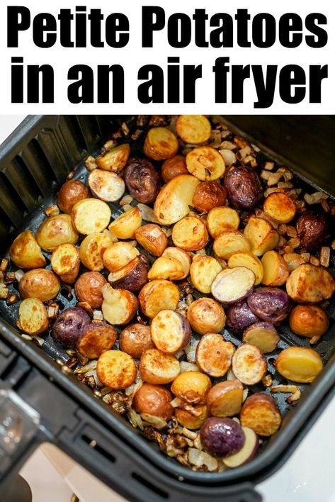 Potatoes In Air Fryer Recipe, Roasted Potatoes In Air Fryer, Cheap Side Dishes, Potatoes In Air Fryer, Potatoes Air Fryer, Roasted Breakfast Potatoes, Instant Meals, Ninja Grill, Easy Roasted Potatoes