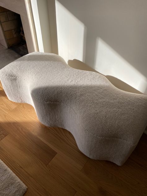 Bed Bench Aesthetic, Wavy Couch, Boucle Bench, Dream Lounge, Concept Model, Bed Bench, Primary Bedroom, Foot Of Bed, Pink Room