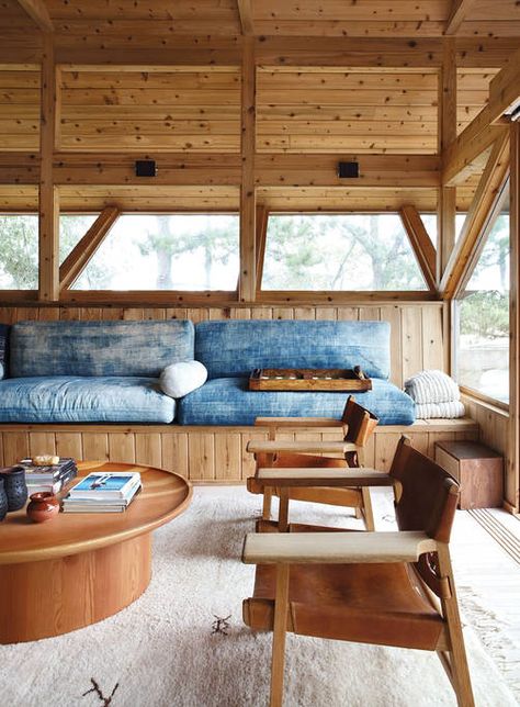 Surf Shack, Boho Home, House Inspo, Nantucket, Outdoor Sectional Sofa, House Inspiration, Renting A House, Ramen, Interior And Exterior