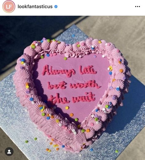 Cake Phrases, Cake Quotes Funny, Birthday Cake Messages, Birthday Cake Quotes, Ugly Cakes, Birthday Cake Writing, Cake Form, Cake Quotes, Vintage Birthday Cakes