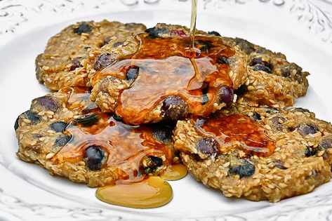 Breakfast Recipes Pancakes, Raw Food Breakfast, Raw Food Recipes Breakfast, Raw Vegan Breakfast, Flax Pancakes, Recipes Pancakes, Food Pancakes, Raw Breakfast, Pancakes Vegan