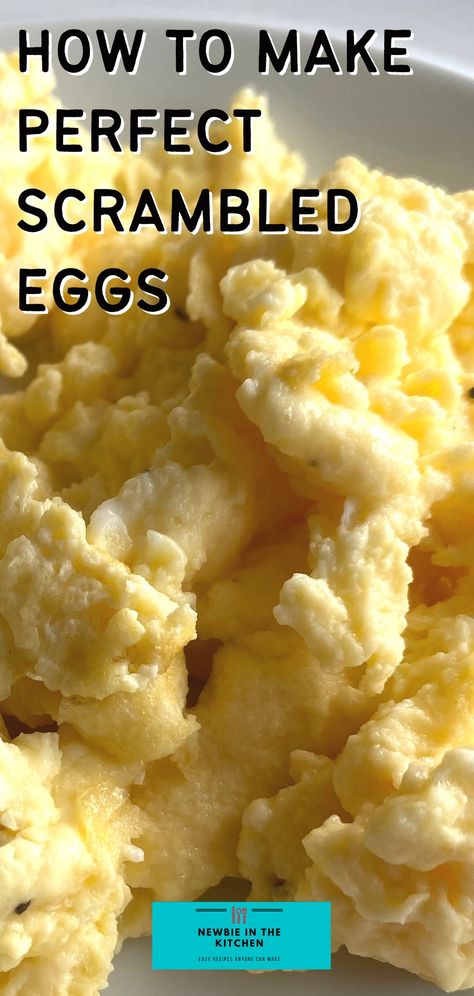 How To Make Perfect Scrambled Eggs. Learn how to make perfect scrambled eggs with this easy recipe, simple to make, taking just minutes. Fluffy, soft, and creamy, this makes for a quick breakfast or brunch Rhubarb Oatmeal Muffins, Rhubarb Oatmeal, Easy Scrambled Eggs, Perfect Scrambled Eggs, Oatmeal Muffin Recipes, Fluffy Scrambled Eggs, Scrambled Eggs Recipe, Fresh Fruit Recipes, Creamy Smoothies