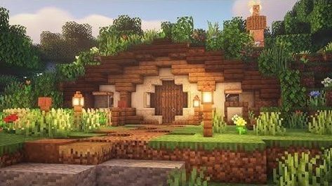 Houses For Minecraft, Hobbit House Minecraft, Hobbit Home, Modern Minecraft Houses, Dangerous Creatures, Minecraft Interior, Hobbit Hole, Hobbit House, Minecraft Designs