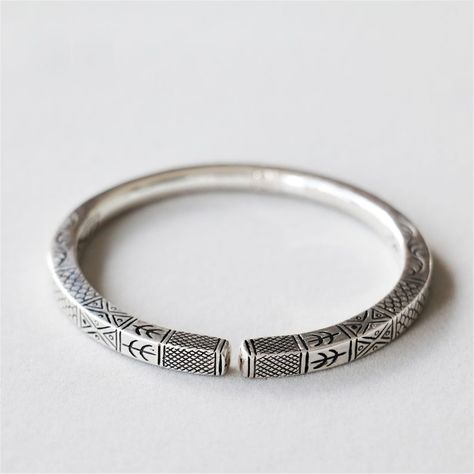 Mens Silver Bangle Design, Men Silver Accessories, Silver Hand Bracelet For Men, Silver Accessories For Men, Silver Bangle For Men, Silver Kada For Men Indian, Kada Designs Silver For Men, Kada For Men, Unique Silver Kada For Men