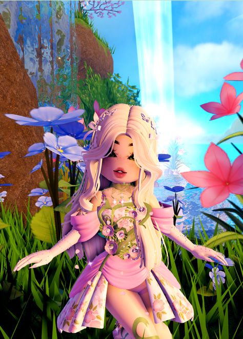 Fairy Outfit Royale High, Fairy Royale High Outfits, Ice Fairy Royale High, Nature Fairy Outfit, Fairy Royale High, Royale High Journal, Royale High Journal Ideas, Nature Fairy, Outfits Floral