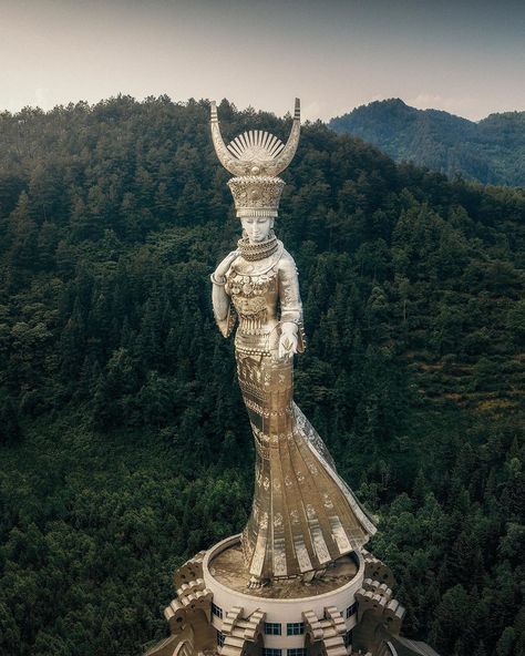 WNT on Instagram: “Yang Asha, the Goddess of the Miao nationality. . . Yang Asha, an epic originated from Jianhe river in Guizhou and celebrated for…” تمثال الحرية, Guizhou China, Mammatus Clouds, Goddess Of Beauty, Guiyang, Guan Yu, Zhangjiajie, Sands Hotel, Unique Photos