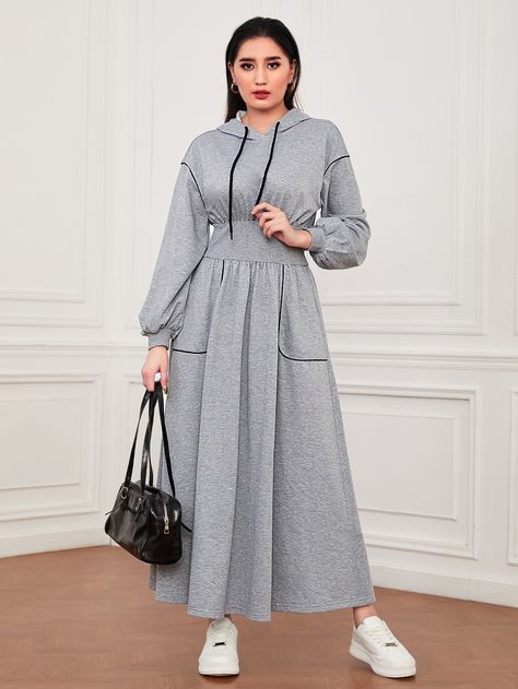 Modest Long Dresses, Hijab Stile, Winter Mode Outfits, Hijabista Fashion, Estilo Hijab, Modest Maxi Dress, Modest Maxi, Blouse Casual Fashion, Women Sweatshirts