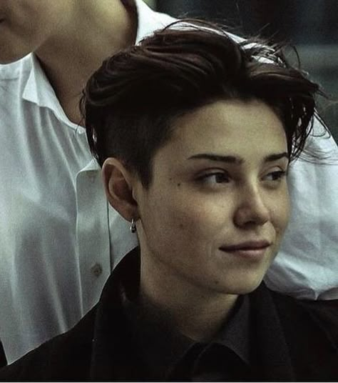 Gay Haircut, Lesbian Hair, Lesbian Haircut, Non Binary Haircuts, Queer Hair, Tomboy Haircut, Androgynous Haircut, Short Hair Inspo, Tomboy Hairstyles