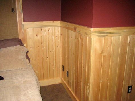 knotty pine panel Painting Wood Walls, Knotty Pine Decor, Rustic Wainscoting, Pine Decor, Knotty Pine Paneling, Maroon Walls, Knotty Pine Walls, Wood Wainscoting, Pine Interior