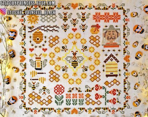 StitchyPrincess | Etsy Queen Bee Cross Stitch, Bee Cross Stitch Pattern, Sunflower Landscape, Bee Cross Stitch, Summer Border, Primitive Cross Stitch Patterns, Embroidery Boutique, Plant Magic, I Love Bees