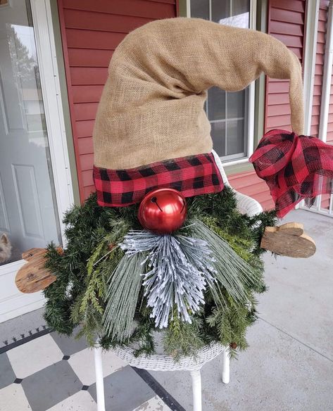 Evergreen Gnomes, Homemade Christmas Decorations, Office Christmas, Gnomes Crafts, Merry Little Christmas, Christmas Crafts Decorations, Christmas Gnome, Outdoor Christmas Decorations, Homemade Christmas