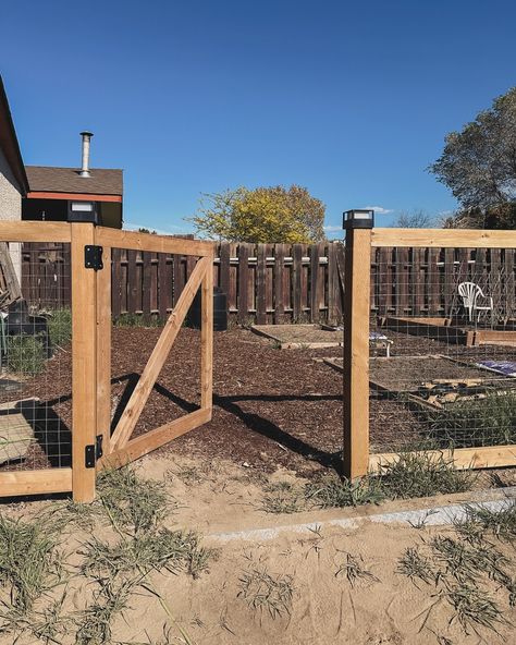 Built a gate 💪🏻 all by myself and in 30 degree heat. Is it perfect? No lol but it opens and has an even reveal. Still need to add the welded wire and then we’re golden! 2 gates left to go and then I can get the garden ready because Annie won’t be able into it 😉 🐶 🏷️ #fencegate #woodengate #weldedwirefence welded wire fence gate diy, she builds stuff Wire Gate, Diy Garden Fence Gate, Front Yard Fence With Gate, Fence With Wire, Welded Wire Fence Diy, Horse Fence Gate, Fence Gate Ideas, Diy Gate, Building A Gate