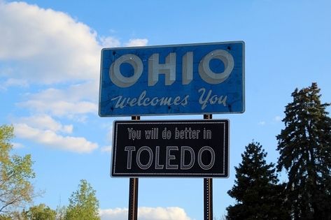 Welcome To Ohio, Midwestern Summer, Ohio Is For Lovers, 2024 Manifestation, Happy Travels, Travel Time, Michigan State, Street Signs, American Dream