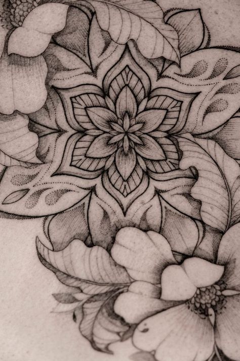 Flower Medallion Tattoo, Mandala Calf Tattoo, Sleeve Filler Ideas Women, Botanical Mandala, Mandela Tattoo, Floral Mandala Tattoo, Wrist Tattoo Ideas, Wrist Tattoo Designs, Evil Eye Tattoo