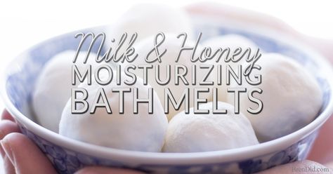 Homemade bath melts are the perfect way to soothe itchy skin while you soak. Get the easy recipe and learn why milk and honey are wonderful natural body care ingredients. All natural body care. Non-toxic bath and beauty. DIY bath bombs for bridal shower. Homemade bath bombs for Mother’s Day. Homemade Bath Melts, Milk And Honey Bath, Milk Bath Recipe, Bath Soak Recipe, Honey Bath, Medical Tips, Easy Homemade Gifts, Moisturizing Bath, Healing Dry Skin