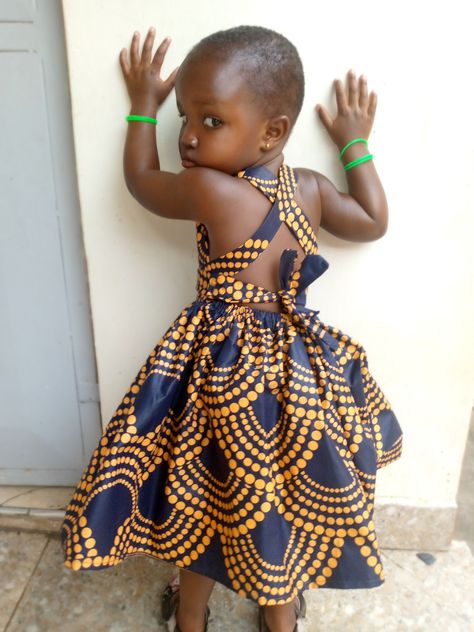 Chitenge Outfits, Kitenge Dress, Pretty Dresses For Kids, African Bridesmaid Dresses, 2piece Outfits, African Fabric Dress, African Dresses Men, Kids Dress Wear, African Children