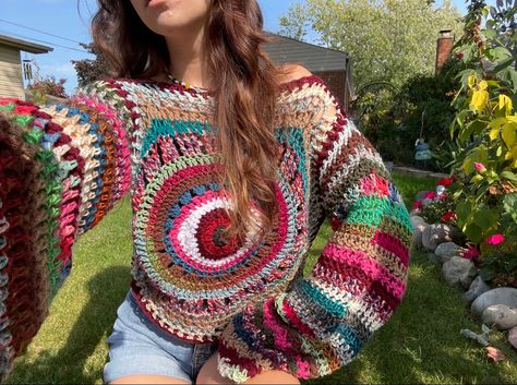 handamde hippie crochet eyeball sweater :) pattern creds: Pixzel Presents on yt ✨ Crochet Eyeball Sweater, Crochet Hippie Sweater, Evil Eye Crochet Sweater, Crochet Spiral Sweater, Eyeball Sweater, Crochet Eye Sweater, Crochet Eyeball, Spooky Crochet, Eye Sweater