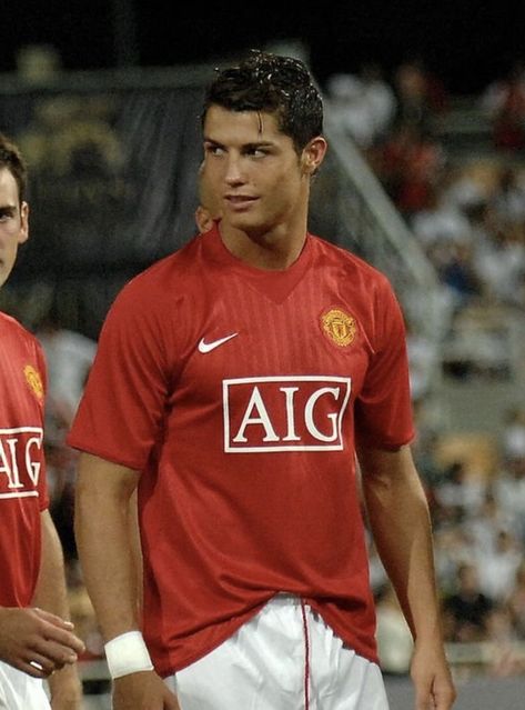 Ronaldo King, Christian Ronaldo, Ronaldo Champions League, Cristiano Ronaldo Young, Cristiano Ronaldo Style, Cr7 Vs Messi, Ronaldo Photos, Cristiano Ronaldo Juventus, Cristiano Ronaldo Manchester