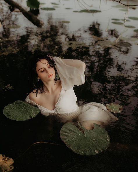 Ohio Based Destination Photographer on Instagram: “siren of the lake…” Lake Portrait, Fairy Photoshoot, Lake Photoshoot, Water Shoot, Water Fairy, Water Aesthetic, Flower Photoshoot, Summer Photoshoot, Body Reference Poses