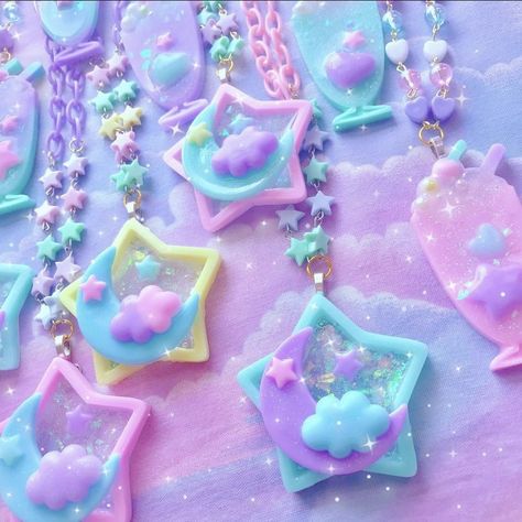 Yume Kawaii Aesthetic, Fairy Kei Aesthetic, Decora Aesthetic, Fairy Kei Accessories, Magical Girl Aesthetic, Yume Kawaii, Rainbow Aesthetic, Goth Aesthetic, Japanese Aesthetic