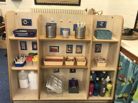 Eyfs self resource painting and craft area. Paint Area Eyfs, Art And Craft Area Eyfs, Eyfs Craft Area, Craft Area Eyfs, Painting Area Eyfs, Creative Area Eyfs, Eyfs Areas, Nursery 2023, Curiosity Approach Eyfs