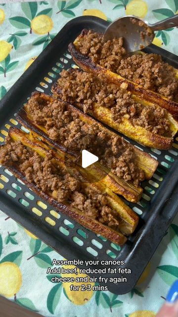 Yuly | Healthy Caribbean Recipes on Instagram: "✨HIGH PROTEIN YELLOW PLANTAIN BOATS RECIPE✨ I’m obsessed. Everything is detailed in the video. Btw quick Taino history: The word “canoe” or “canoa” comes from the Tainos 🫶. Always feels good to eat our cultural foods and feel connected to our ancestors through it. HAPPY MFIN GAINS 🙌🏽 CLEARLY IM OBSESSED WITH MY FUERTE AF TEE TOO 💪🏽 @latinalifters | code: yuly #caribbeanfood #islandfoods #wholefoods #caribbeanmealprep #plantains #canoa #protein #highprotein" Yellow Plantain Recipes, Plantain Boats, Cultural Foods, Plantain Recipes, Corn Beef, Caribbean Recipes, Feta Cheese, High Protein, Whole Food Recipes