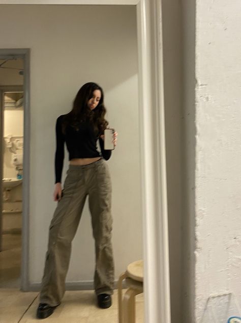 yasmin on Twitter: "blurry ootd… " Minimal Halloween Costume, Kim Possible Outfit, Kim Possible Halloween Costume, Kim Possible Costume, Dress Up For Boys, Gay Outfit, Duo Halloween Costumes, Cold Fits, T Dress