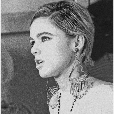 Hair Short Styles, Billy Name, Underground Fashion, Warhol Pop Art, Red Bangs, The Velvet Underground & Nico, Short Hair Pixie, Andy Warhol Pop Art, Edie Sedgwick