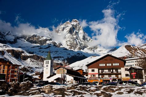 Breuil-Cervinia, Matterhorn (Other side) Italy Winter, Vivien Leigh, Mount Everest, Favorite Places, Italy, Natural Landmarks, Travel, Nature