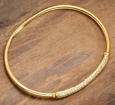 Latest 45 Office Wear Bracelets for Women (2022) To Create A Style Statement Office Wear Bracelet Gold, Latest Gold Bracelet For Women, Office Wear Jewellery, Thali Chain, Simple Gold Bangle, Oxidized Silver Bracelet, Formal Necklace, Gold Jewelry Outfits, Latest Bracelets