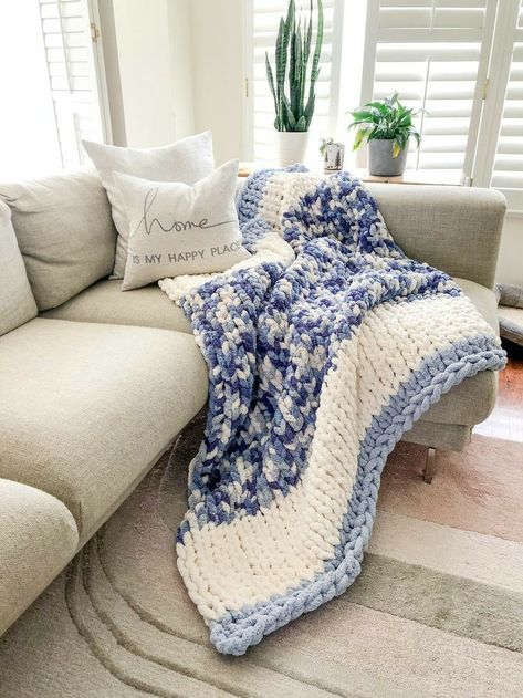 Puffy Blanket Pattern, Chunky Blanket Diy, Chunky Blanket Pattern, Chunky Knit Blanket Pattern, Chunky Yarn Blanket, Diy Knit Blanket, Hand Knitting Diy, Knitting Diy, Chunky Crochet Blanket