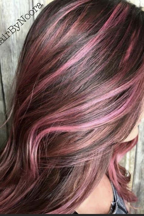 Chunky Highlights For Brown Hair, Pink Chunky Highlights, Brown To Pink Balayage, Brown Hair With Pink Highlights, Cornrows Ideas, Pink Hair Streaks, Pink Hair Highlights, Highlights Pink, Pink Hair Ideas