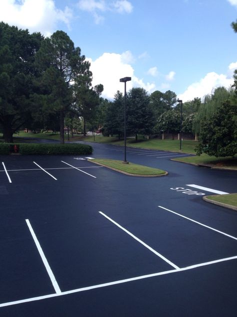 High School Parking Lot, Japanese Entrance, Rc Construction Equipment, School Parking Lot, Parking Lot Architecture, Public Parking, Church Building Design, School Building Design, Bakery Design Interior