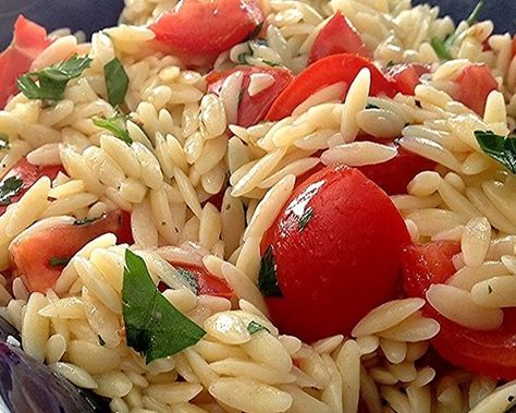 Campari Tomato Recipes, Campari Tomatoes, Food Sides, Tomato Pasta Recipe, Tomato Recipe, Tomato Dishes, Orzo Pasta, Pasta Noodles, Tomato Recipes