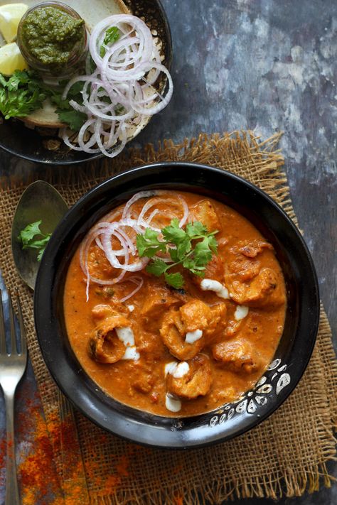 Soya Chaap Tikka Masala is the vegetarian version of the famous chicken tikka masala. Find how to make soya chaap tikka masala. Food Recipes For Dinner Chicken, Chaap Tikka, Vegetarian Butter Chicken, Recipes For Dinner Chicken, Soya Chaap, Soya Recipe, Butter Masala Recipe, Holi Recipes, Food Recipes For Dinner