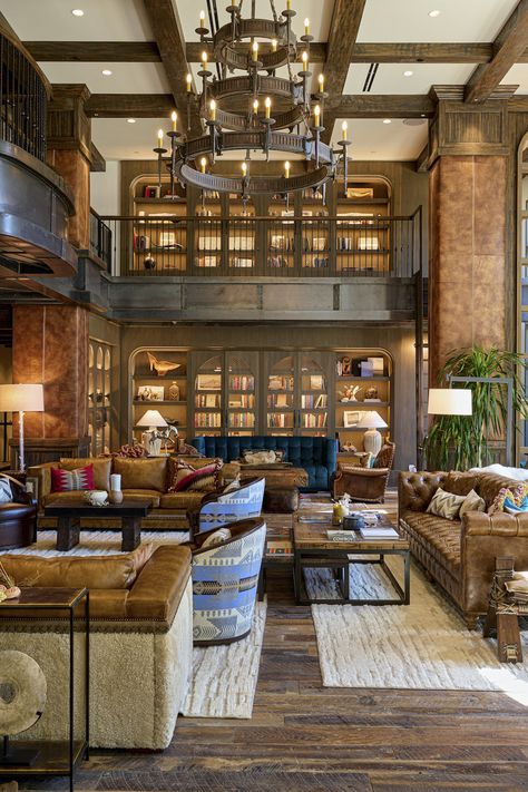 Hotel Drover's lobby features a two-story library that bookworms will love, with all the western-inspired books you could dream of. Luxury Lobby Design, House Lobby, Boutique Hotel Lobby, Modern Entrance Door, Hotel Lobby Design, Lobby Interior Design, Hotel Entrance, Hotel Lounge, Vintage Hotels