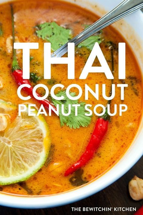 Peanut Soup Recipe, Thai Chicken Soup, Thai Coconut Soup, Peanut Soup, Diner Recept, Coconut Soup, Thai Coconut, Chicken Soup Recipes, Easy Soups