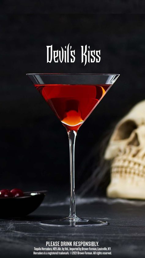 A little hot and sweet on the lips. Pucker up for this cocktail at your next Halloween party! Kiss Cocktail, Cocktail Tequila, Cherry Brandy, Martini Glass, Tequila, Halloween Party, Ghost, Kiss, Lips