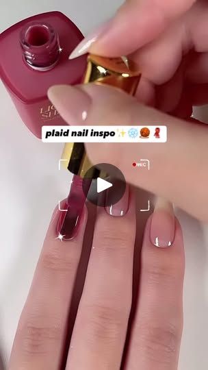 Plaid Nail Art, Nail Art Tutorials, Nail Techniques, Plaid Nails, Sweater Nails, Winter Plaid, Nail Studio, Xmas Nails, Nail Art Ideas