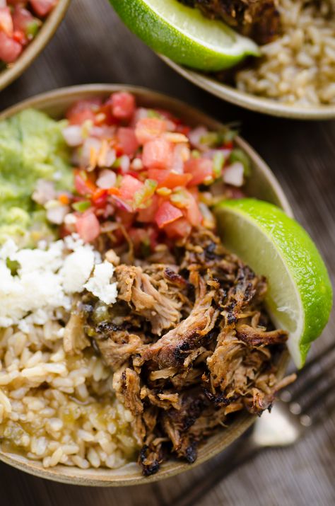 Easy Pork Carnitas Rice Bowls Mexican Pork Rice Bowls, Pork Lunch Recipe, What To Serve With Carnitas, Easy Pork Carnitas, Pork Bowl Recipe, 10 Minute Dinner, Chipotle Bowls, Rice Bowl Recipe, Protein Bowl